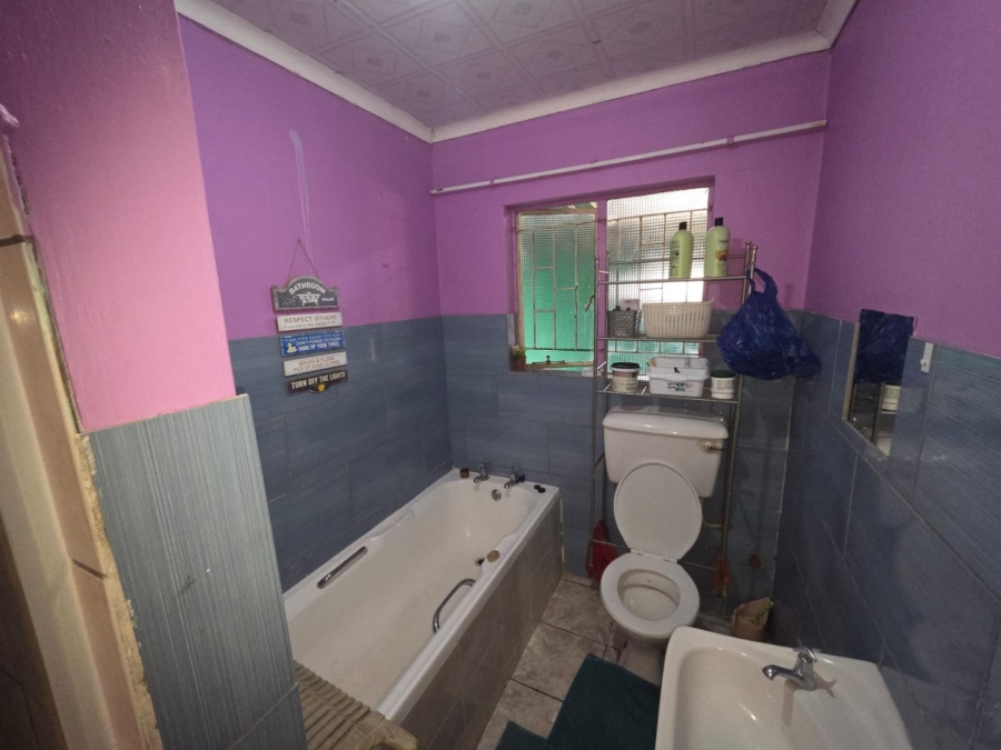 3 Bedroom Property for Sale in Lourierpark Free State